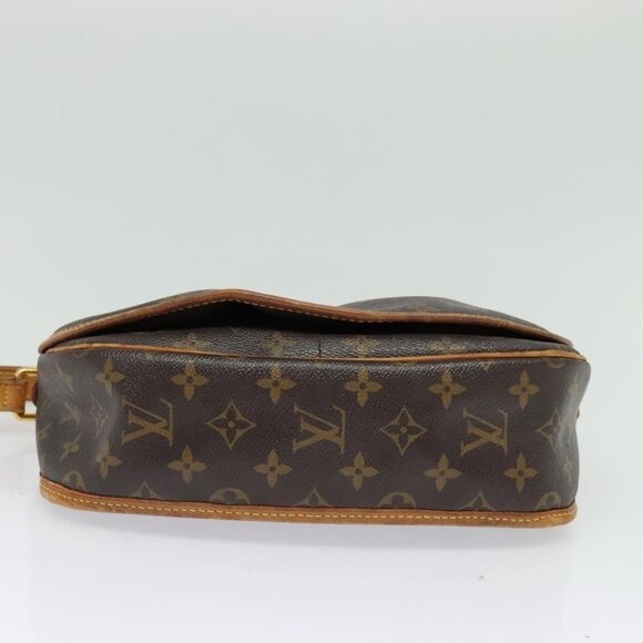 LOUIS VUITTON Monogram Menilmontan PM Shoulder Bag M40474 LV Auth 135415 - Picture 6 of 16
